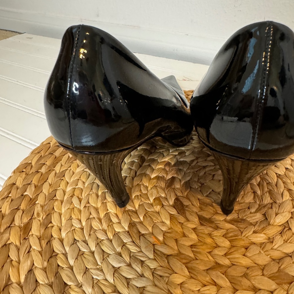 BALENCIAGA Tallon Slash Slanted Patent-Leather Heel Pumps - Black - Picture 7 of 12